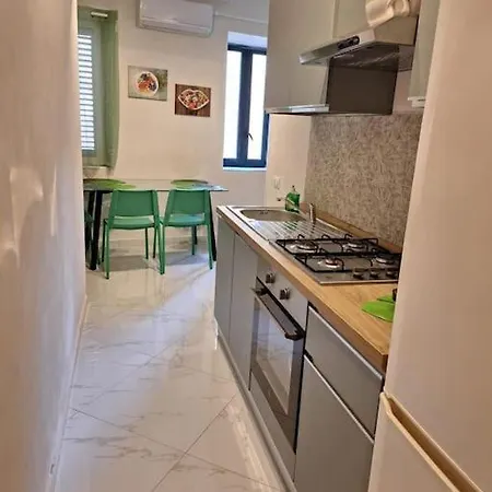 Four Seasons Spring Apartment *