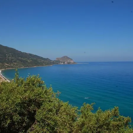 Apartment Four Seasons Spring Cefalu